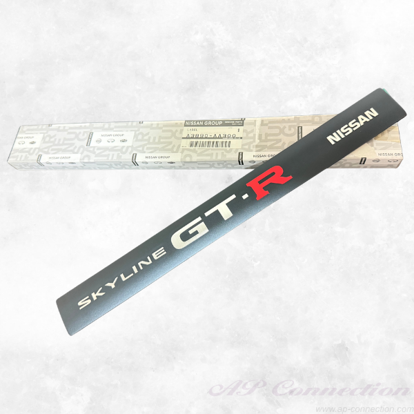 Label ornament for R32, R33, R34 blk